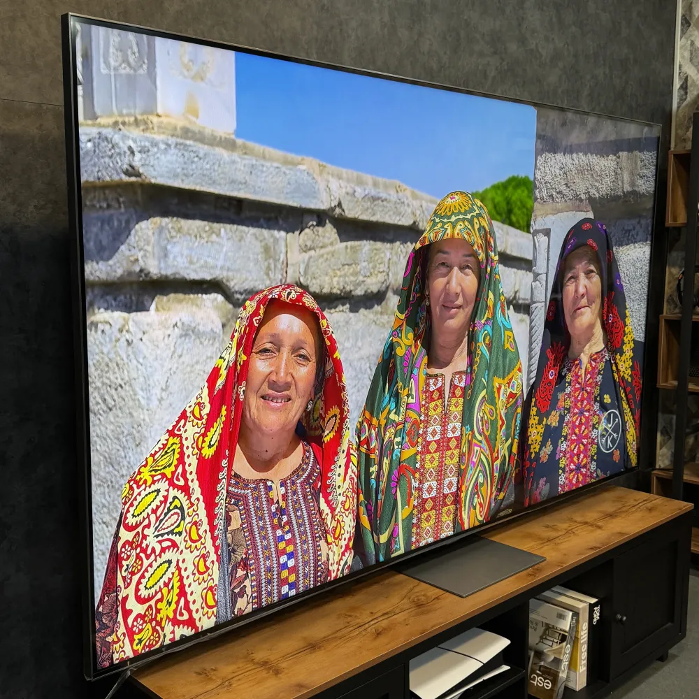 نمای کناری و زاویه دید تلویزیون ال جی QNED86A با پنل VA